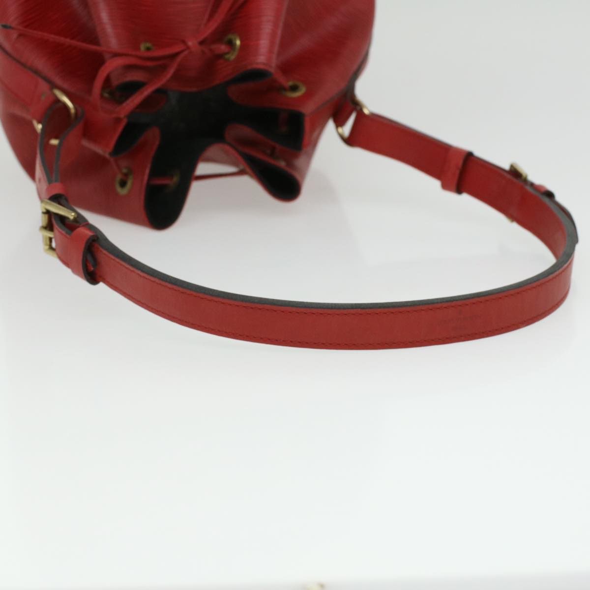 LOUIS VUITTON Epi Petit Noe Shoulder Bag Red M44107 LV 34381