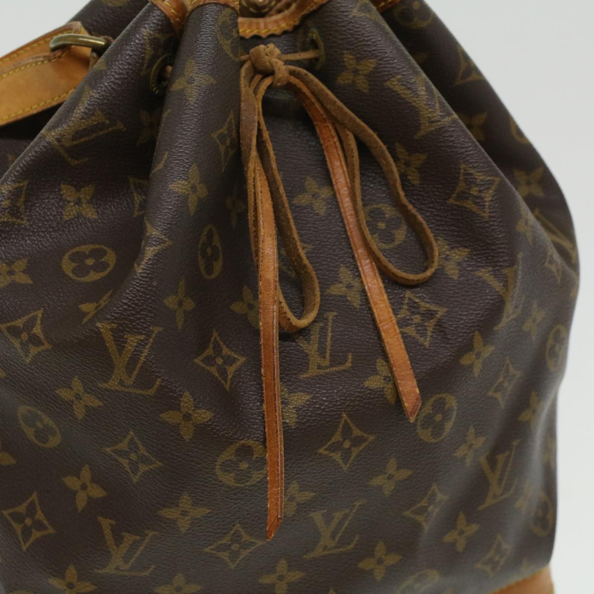LOUIS VUITTON Monogram Noe Shoulder Bag M42224 LV 34416