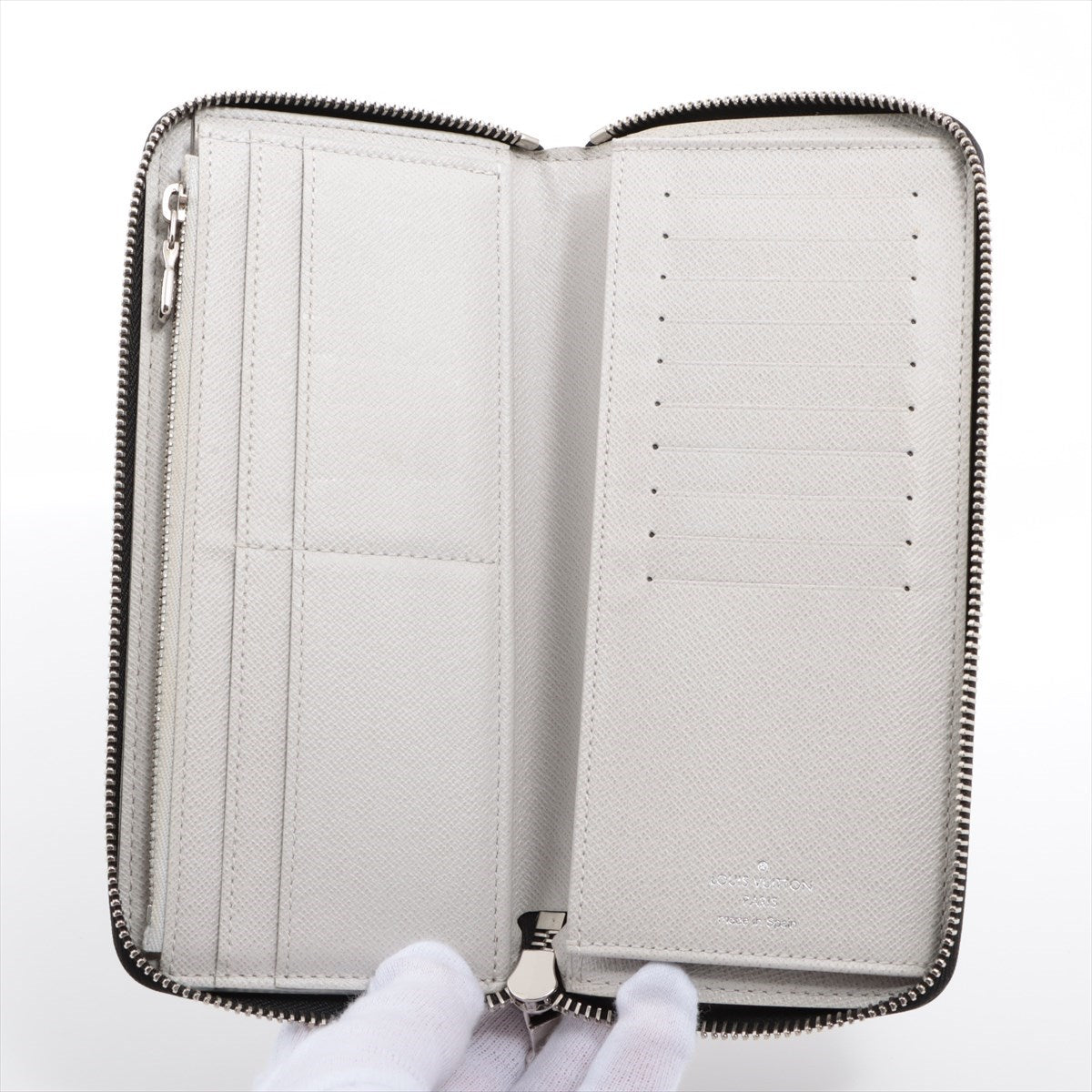Louis Vuitton  Zippy Wallet Vertical M30446 Antarctica Round Zippe Wallet