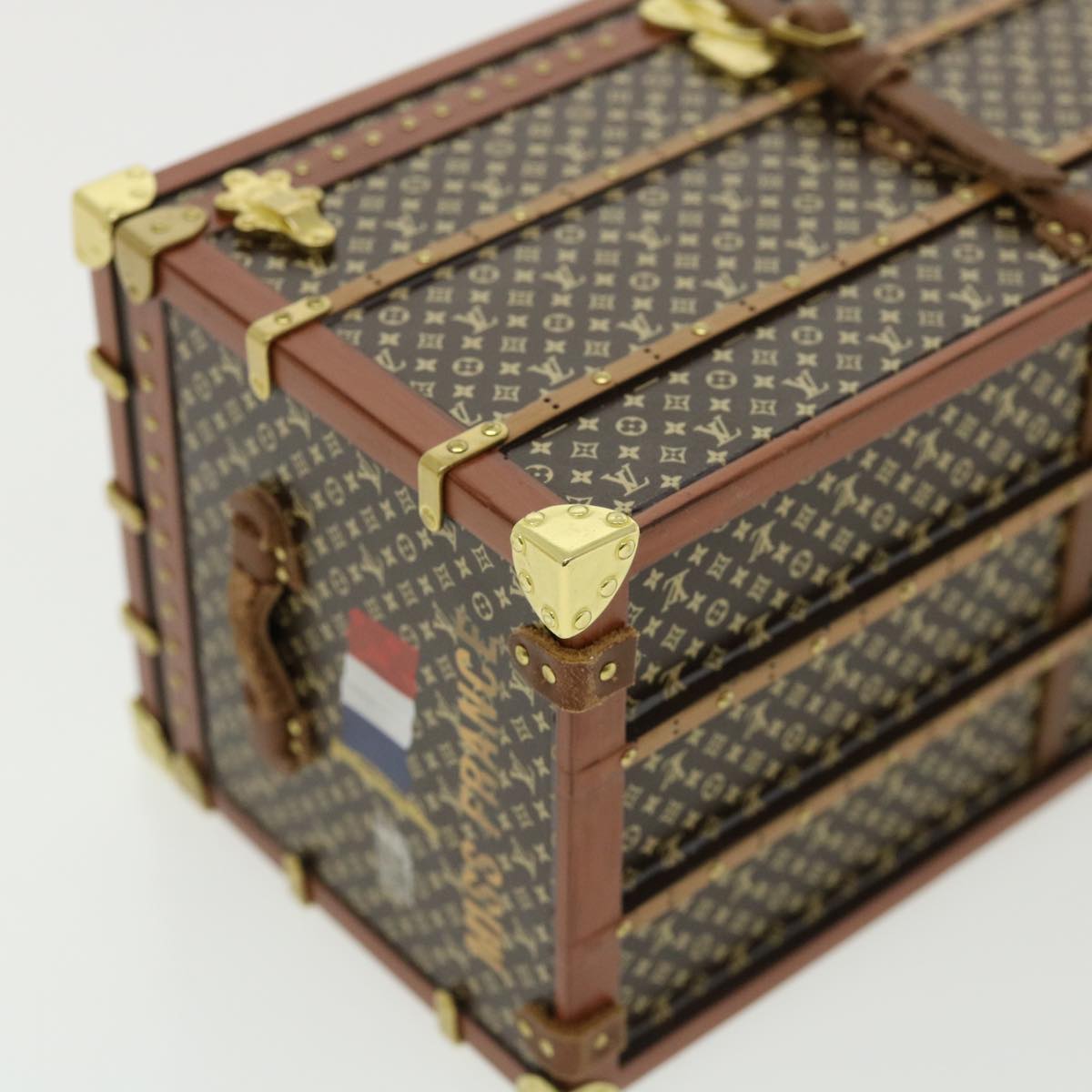 LOUIS VUITTON Monogram Miss France Paper Weight Brown M99408 LV 34987