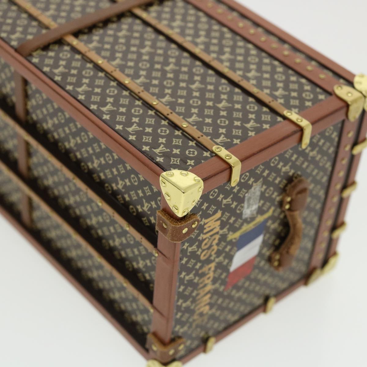 LOUIS VUITTON Monogram Miss France Paper Weight Brown M99408 LV 34987