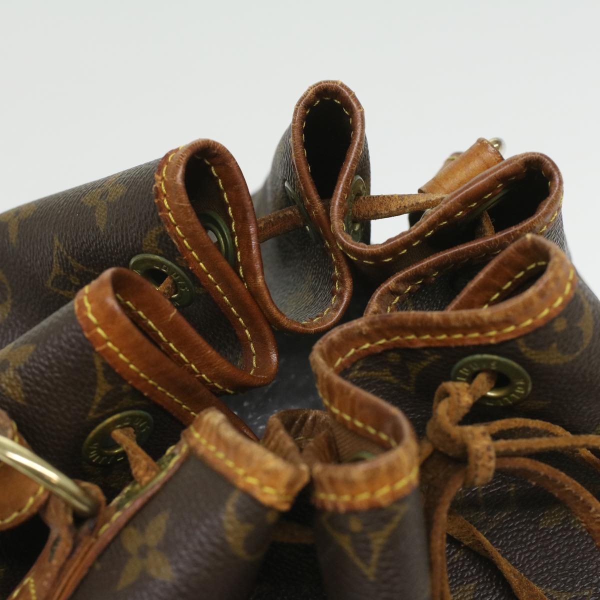 LOUIS VUITTON Monogram Noe Shoulder Bag M42224 LV 35303