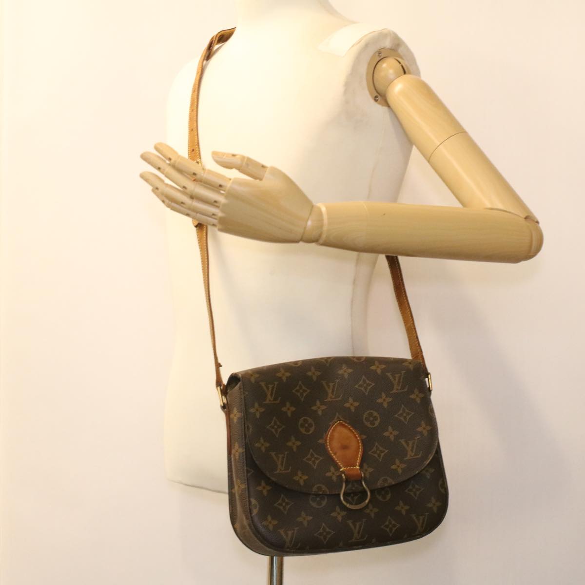 LOUIS VUITTON Monogram Saint Cloud GM Shoulder Bag M51242 LV 35336