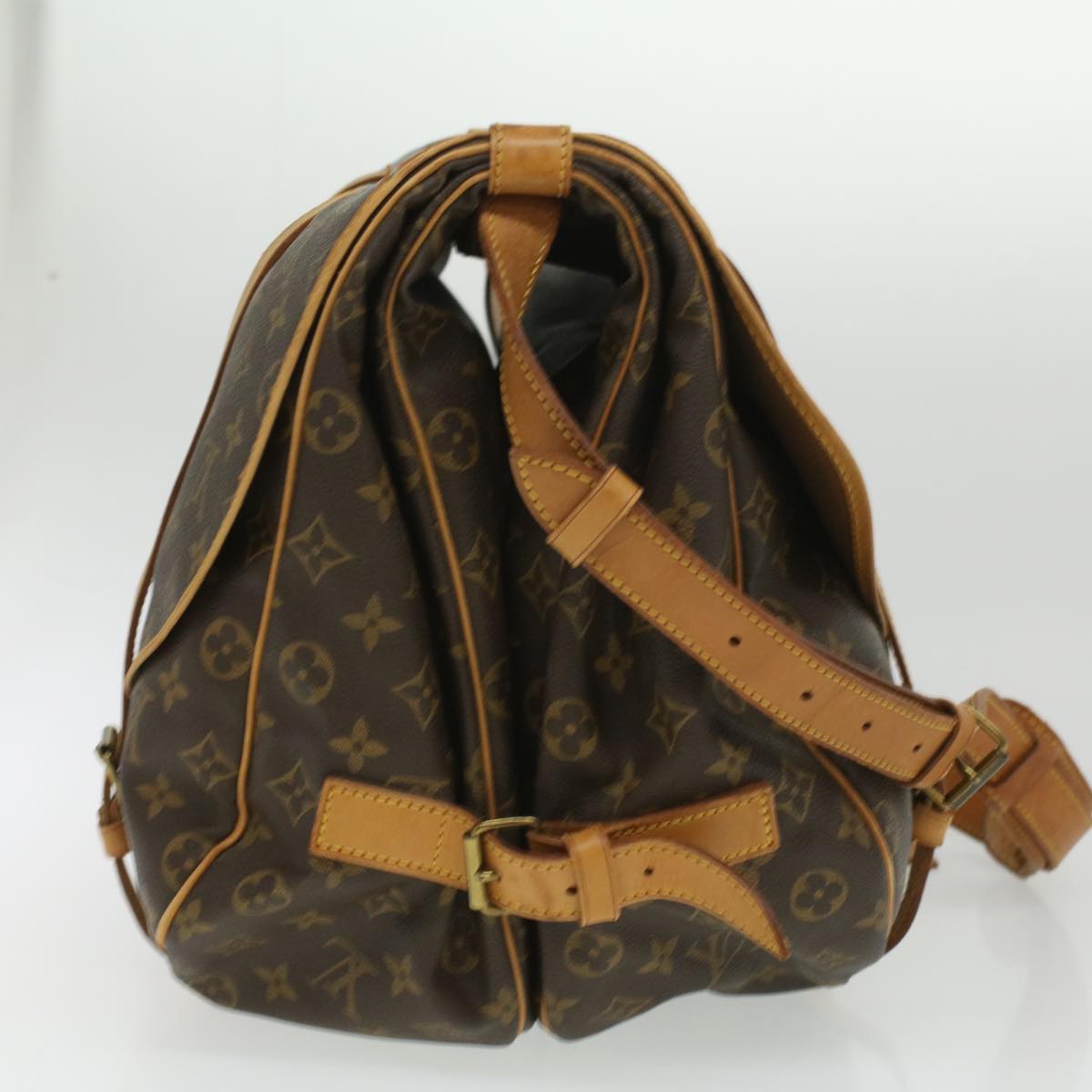 LOUIS VUITTON Monogram Saumur 43 Shoulder Bag M42252 LV 35394