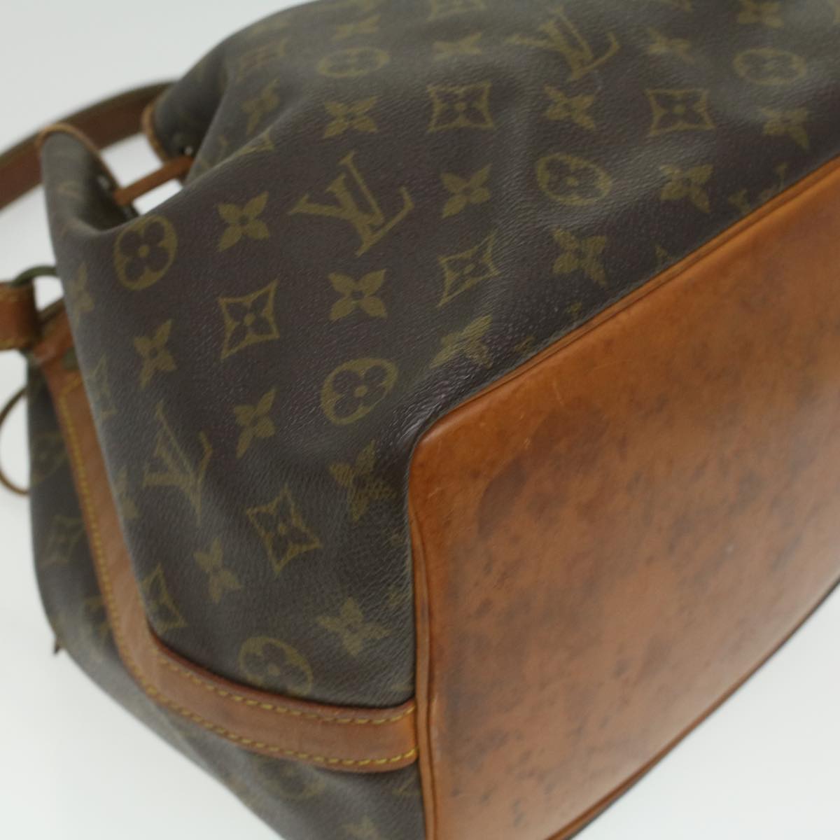 LOUIS VUITTON Monogram Petit Noe Shoulder Bag M42226 LV 35431