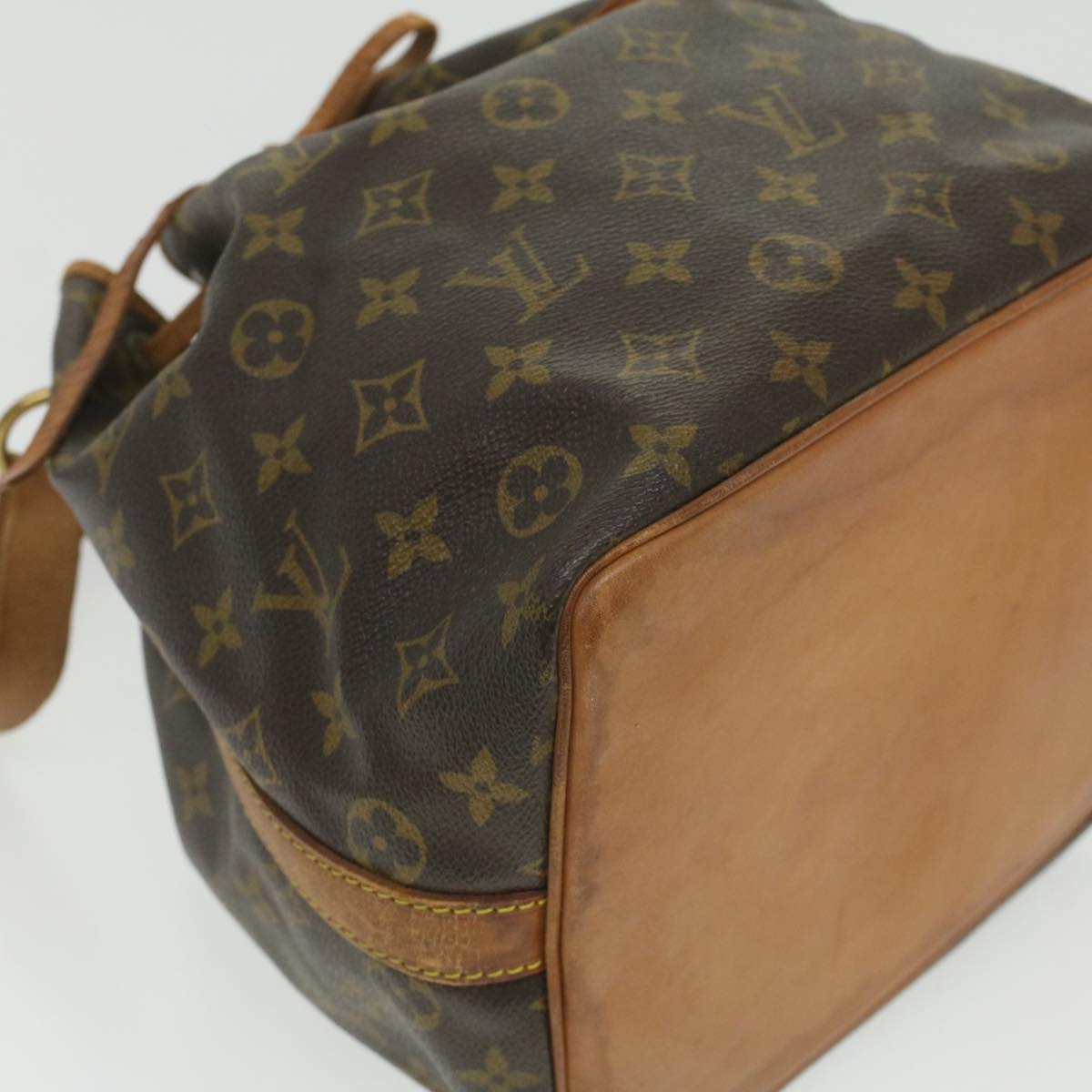 LOUIS VUITTON Monogram Petit Noe Shoulder Bag M42226 LV 35800