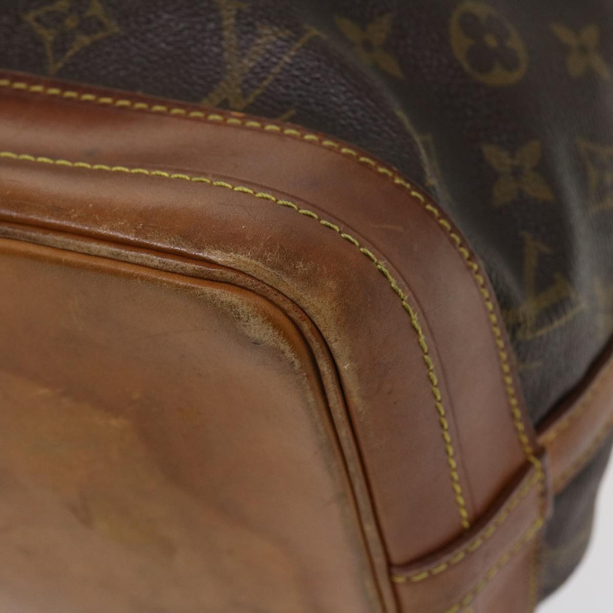 LOUIS VUITTON Monogram Noe Shoulder Bag M42224 LV 35803