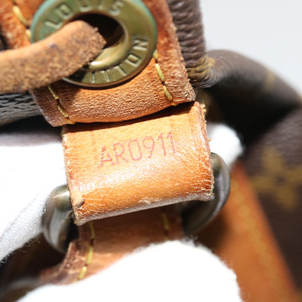 LOUIS VUITTON Monogram Noe Shoulder Bag M42224 LV 35803