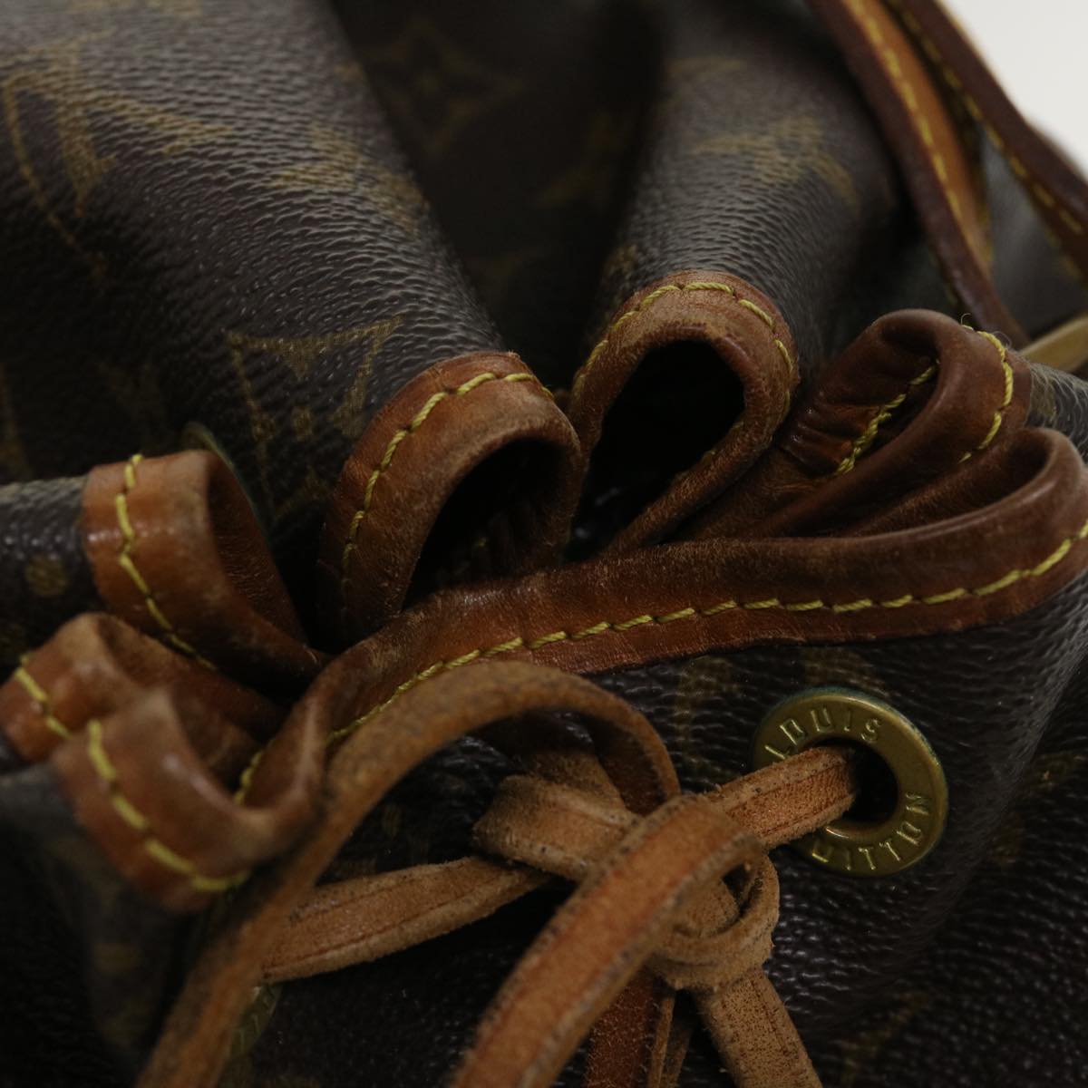 LOUIS VUITTON Monogram Noe Shoulder Bag M42224 LV 35803