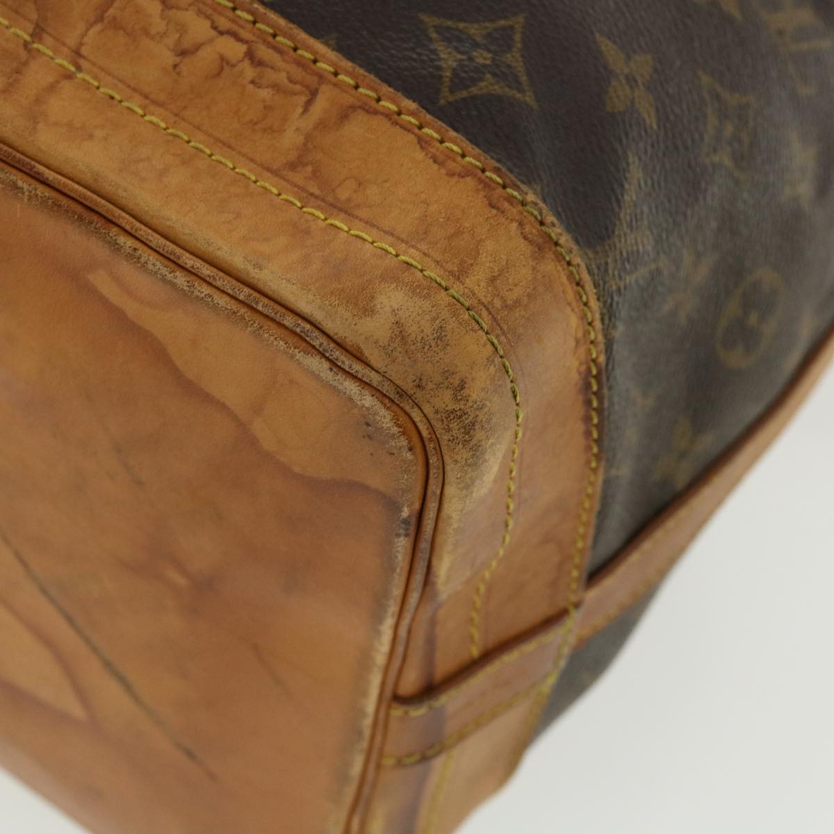 LOUIS VUITTON Monogram Noe Shoulder Bag M42224 LV 35825