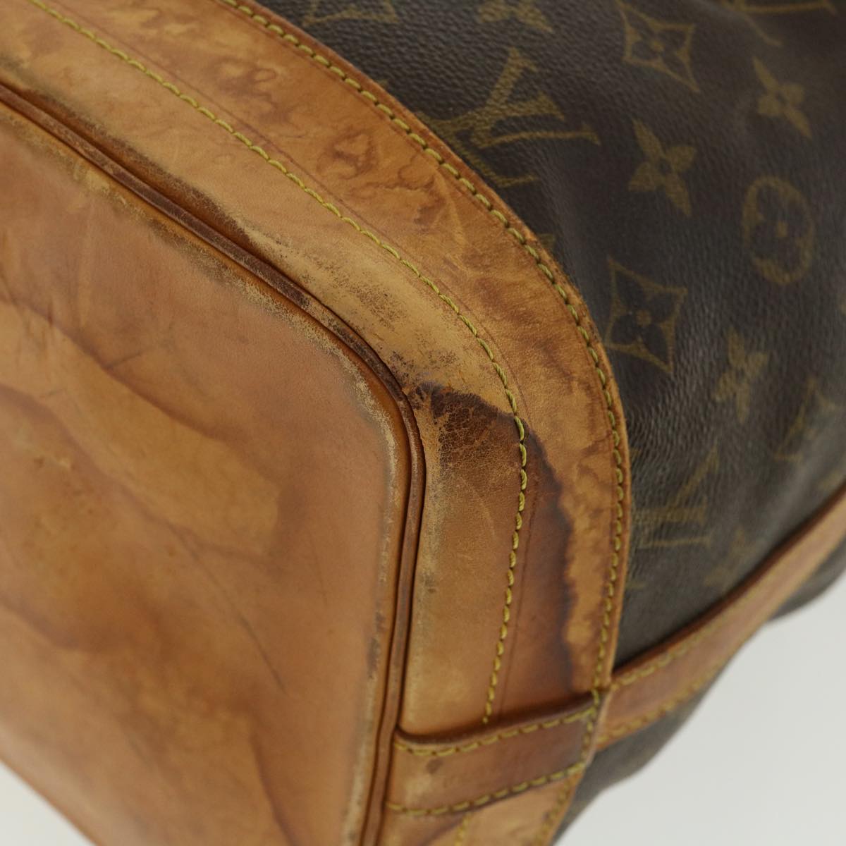 LOUIS VUITTON Monogram Noe Shoulder Bag M42224 LV 35825