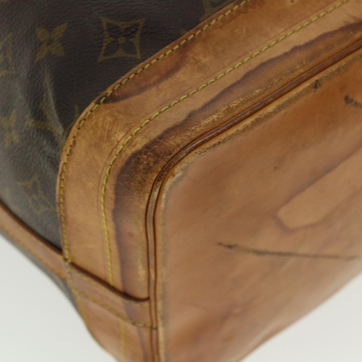LOUIS VUITTON Monogram Noe Shoulder Bag M42224 LV 35825