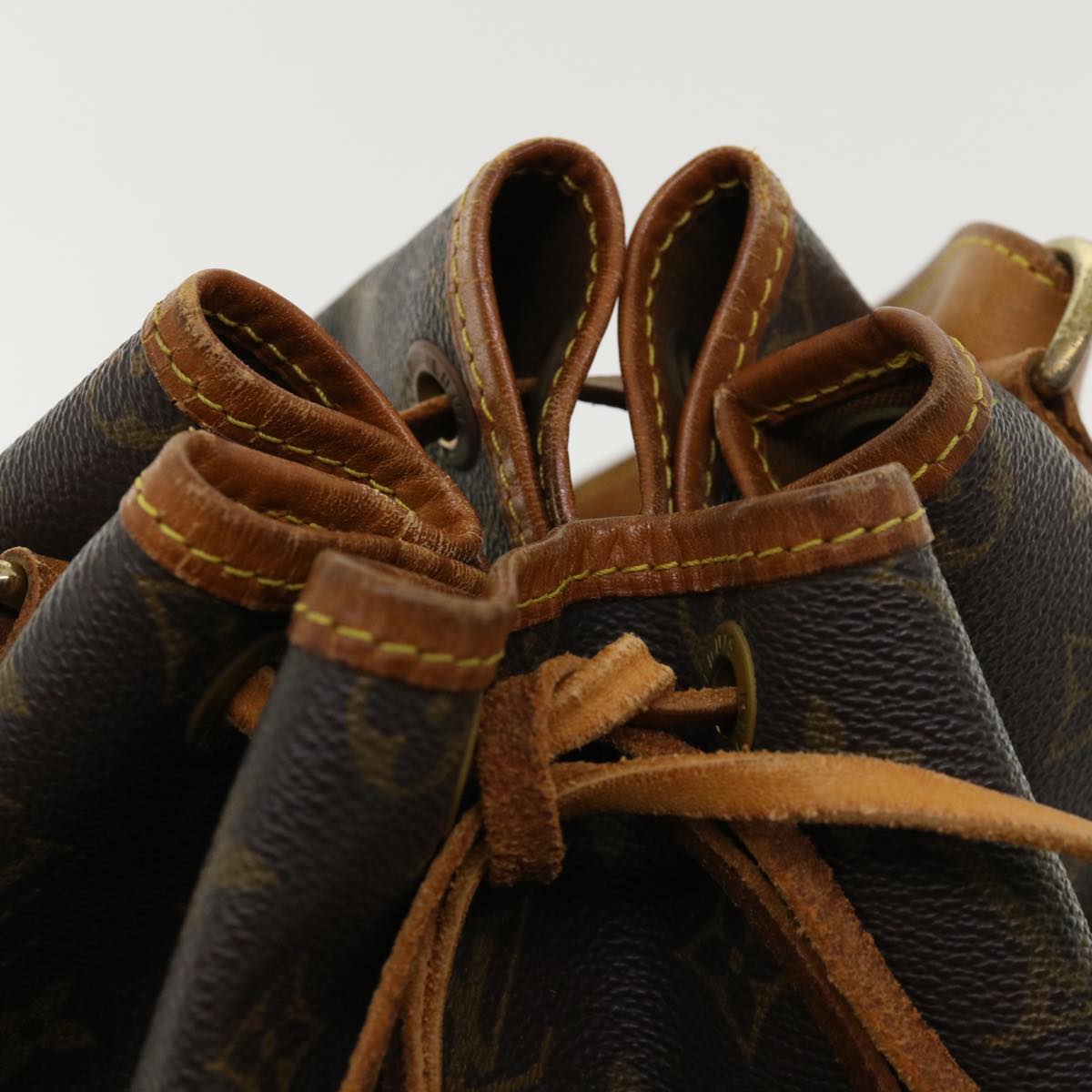 LOUIS VUITTON Monogram Noe Shoulder Bag M42224 LV 35825