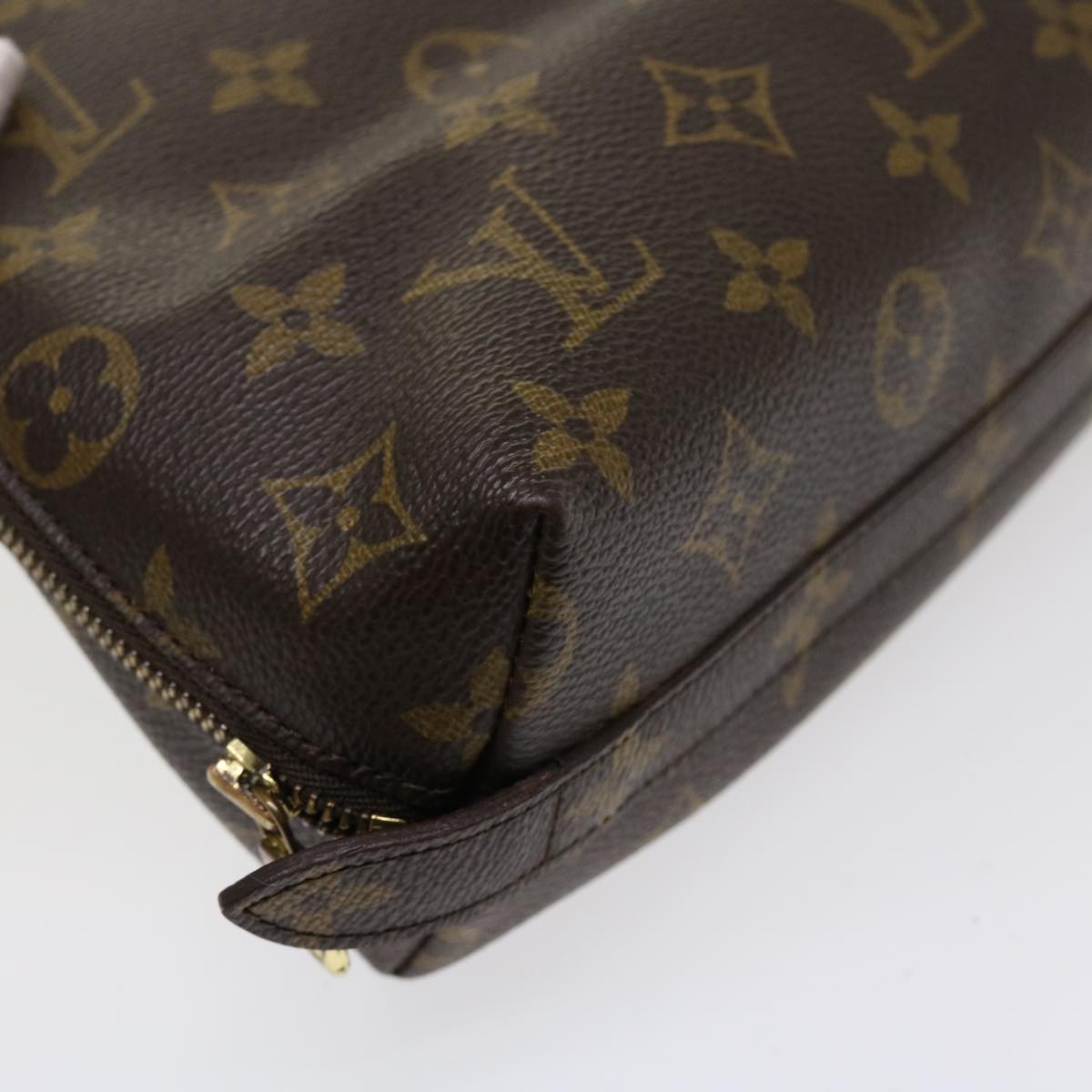 LOUIS VUITTON Monogram Trousse Demi Ronde Cosmetic Pouch M47520 LV 35888