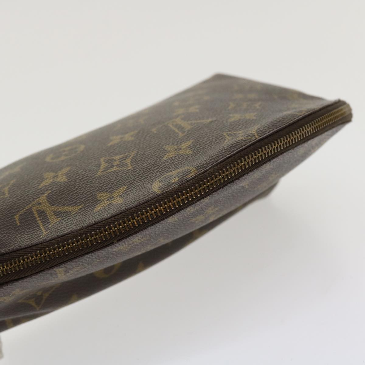 LOUIS VUITTON Monogram Trousse Demi Ronde Cosmetic Pouch M47520 LV 35888