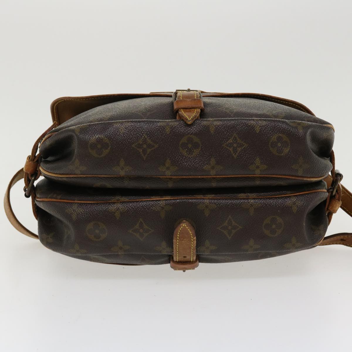 LOUIS VUITTON Monogram Saumur 30 Shoulder Bag M42256 LV 35928