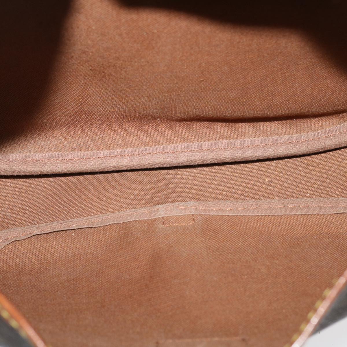 LOUIS VUITTON Monogram Saumur 30 Shoulder Bag M42256 LV 35928