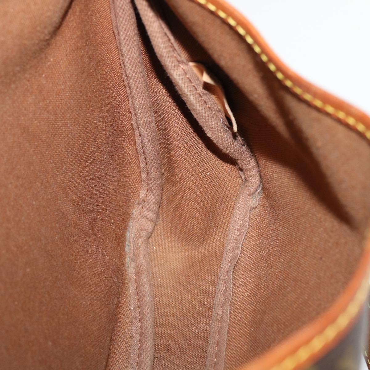 LOUIS VUITTON Monogram Saumur 30 Shoulder Bag M42256 LV 35928