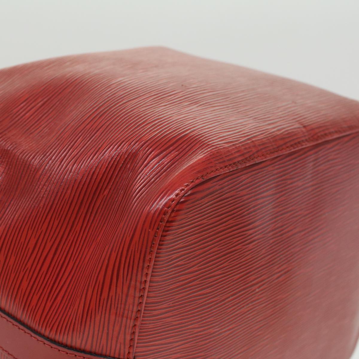LOUIS VUITTON Epi Petit Noe Shoulder Bag Red M44107 LV 35982