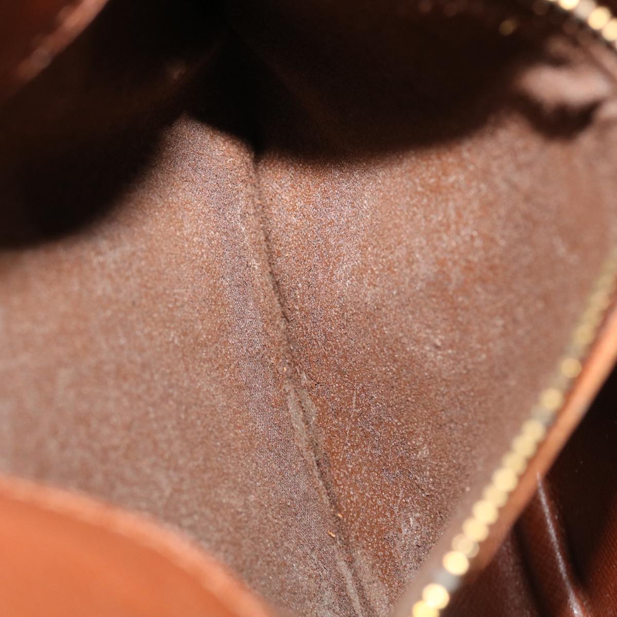 LOUIS VUITTON Monogram Saint Cloud MM Shoulder Bag M51243 LV 36022