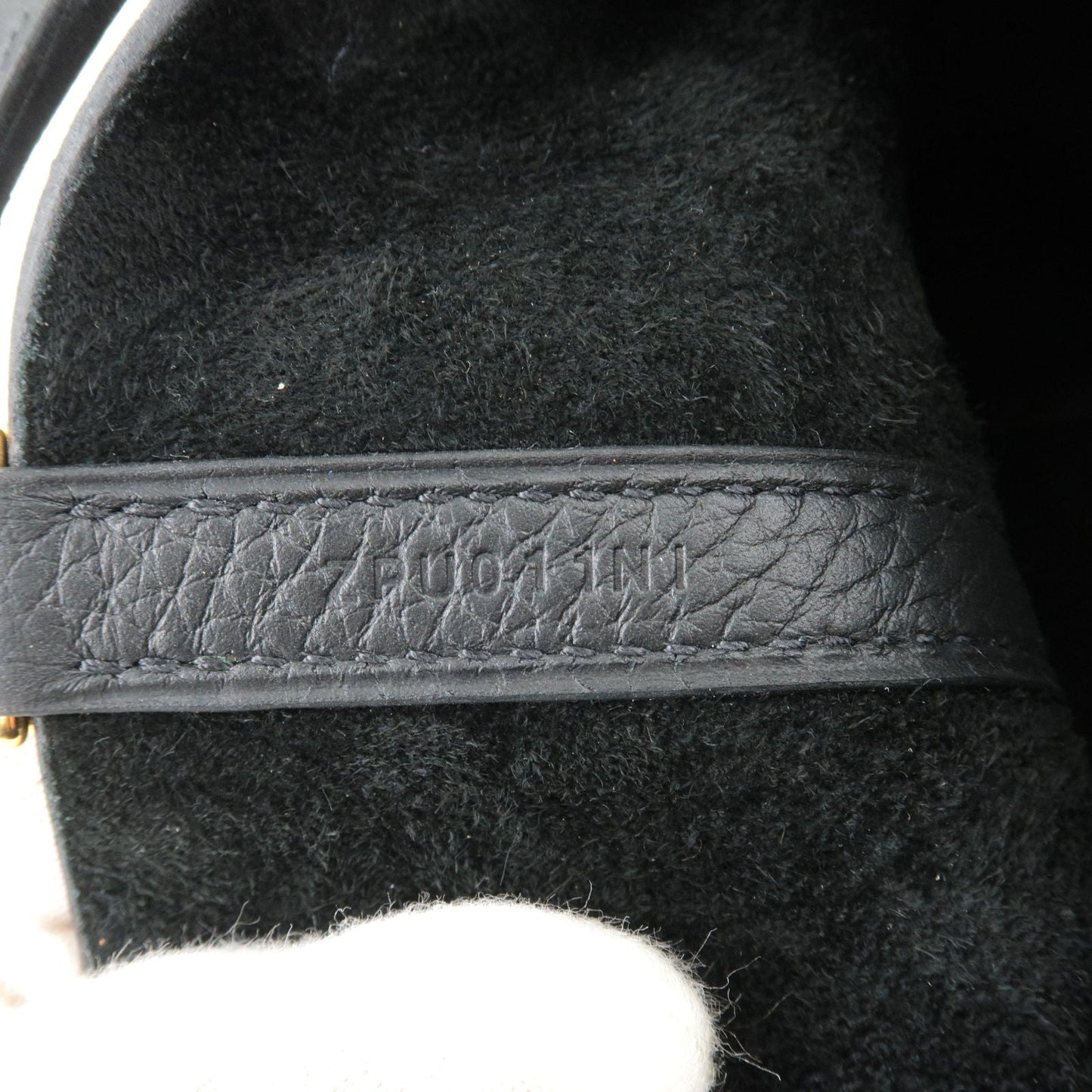 Luxury Hermes Taurillon Clemence Picotin Lock PM Hand Bag Black