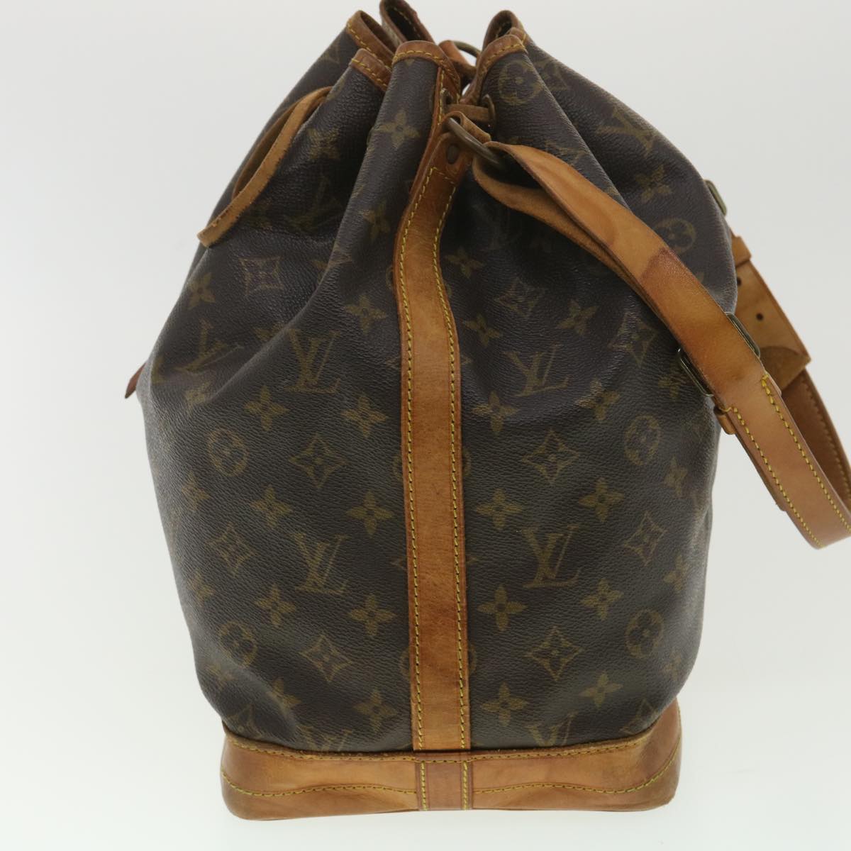 LOUIS VUITTON Monogram Noe Shoulder Bag M42224 LV 36151