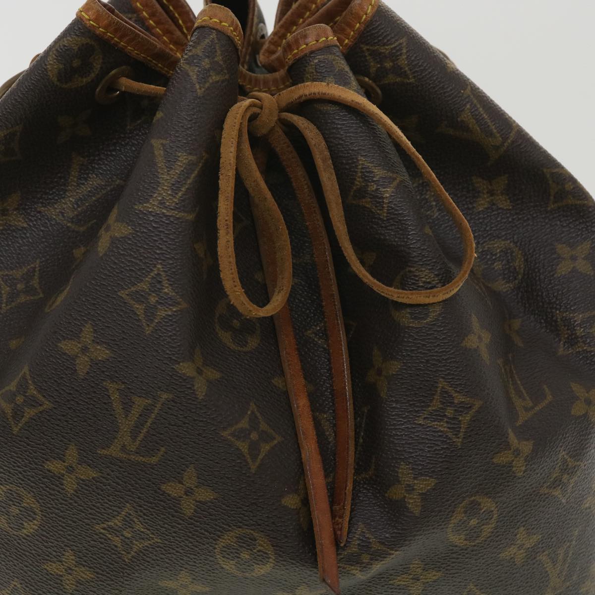 LOUIS VUITTON Monogram Noe Shoulder Bag M42224 LV 36151