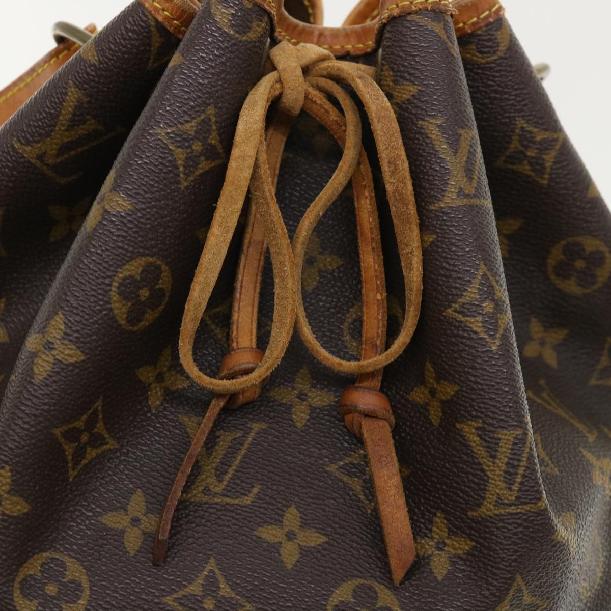 LOUIS VUITTON Monogram Noe Shoulder Bag M42224 LV 36232