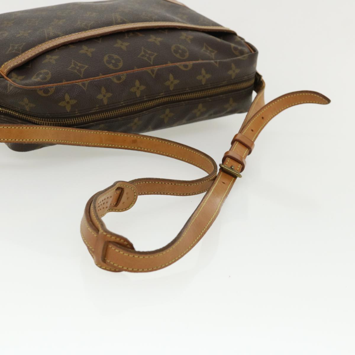 LOUIS VUITTON Monogram Trocadero 30 Shoulder Bag M51272 LV 36370