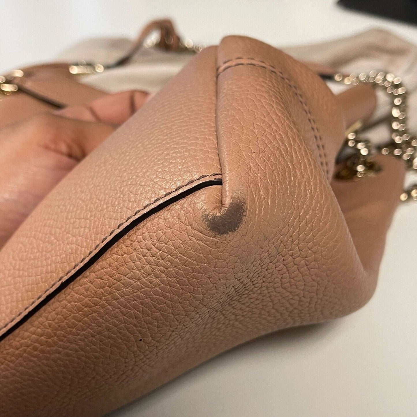 Luxury Gucci - GG Medium Soho Chain Shoulder Bag - Rose Beige w/ Tassel
