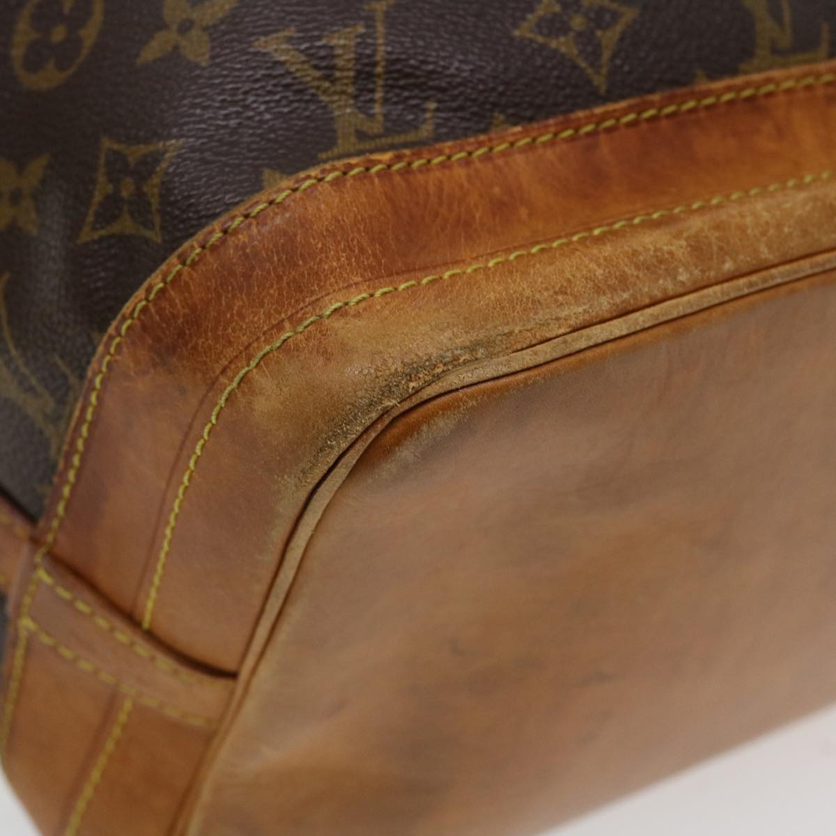 LOUIS VUITTON Monogram Noe Shoulder Bag M42224 LV 36940