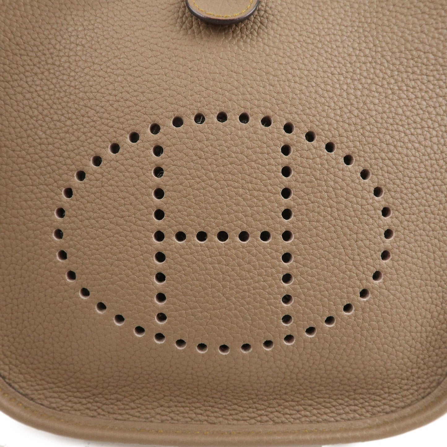 Luxury Hermes Taurillon Clemence Evelyne TPM Shoulder Bag Etoupe Brown