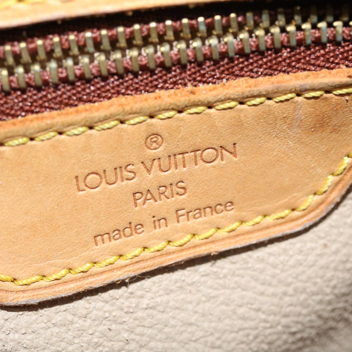 LOUIS VUITTON Monogram Bucket GM Shoulder Bag M42236 LV 37039