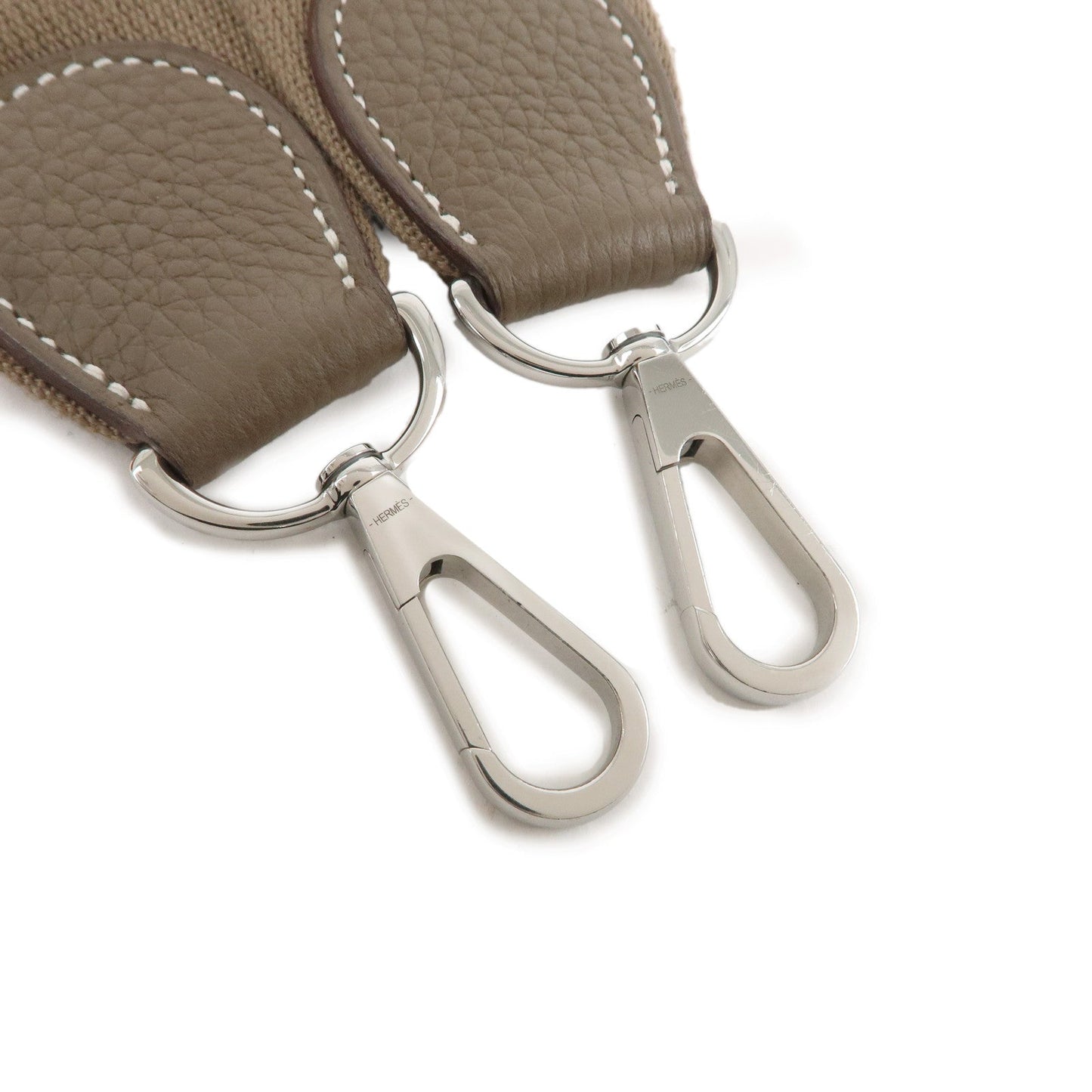 Luxury Hermes Taurillon Clemence Evelyne 3PM Shoulder Bag Etoupe