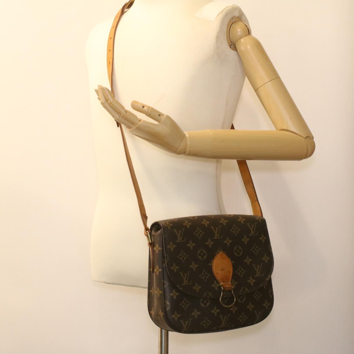 LOUIS VUITTON Monogram Saint Cloud GM Shoulder Bag M51242 LV 37161