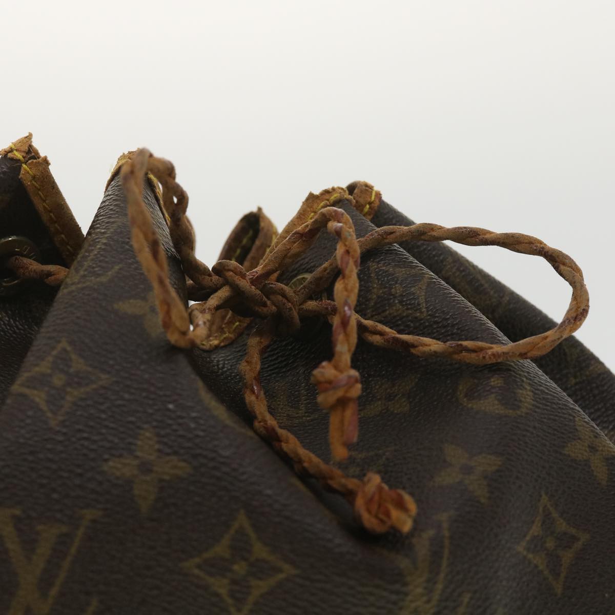 LOUIS VUITTON Monogram Petit Noe Shoulder Bag M42226 LV 37581