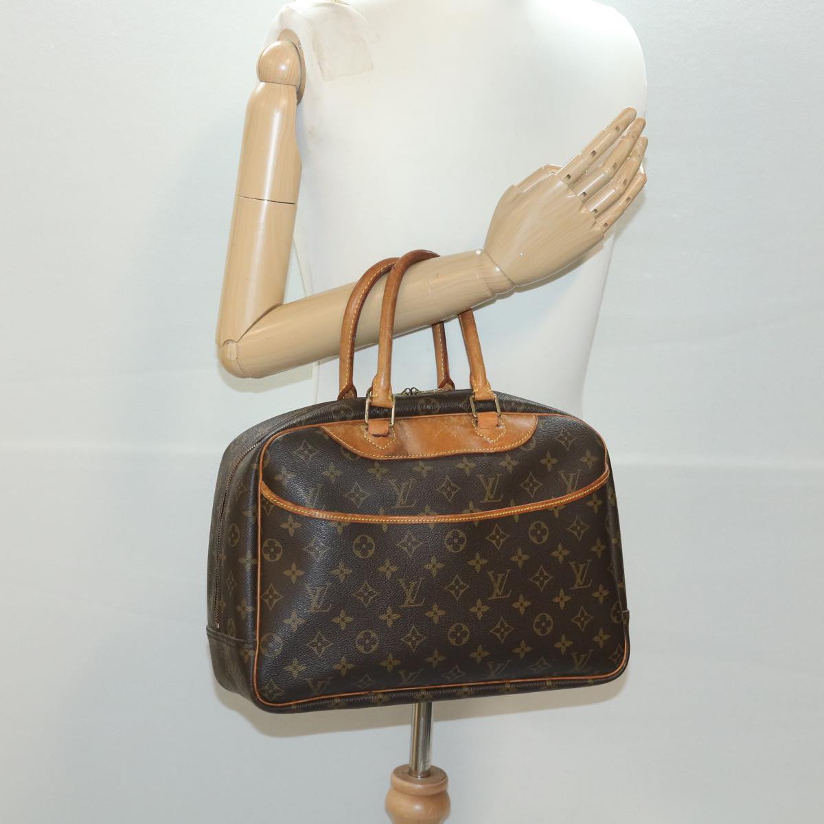 LOUIS VUITTON Monogram Deauville Hand Bag M47270 LV 37605