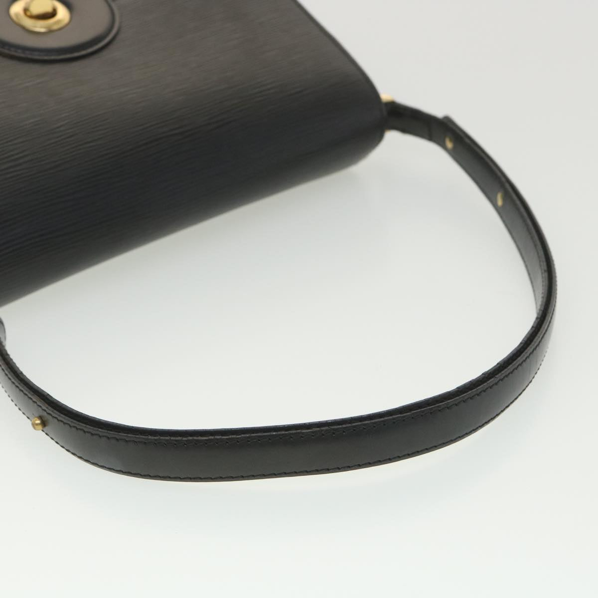 LOUIS VUITTON Epi Free Run Shoulder Bag Black M52402 LV 38206