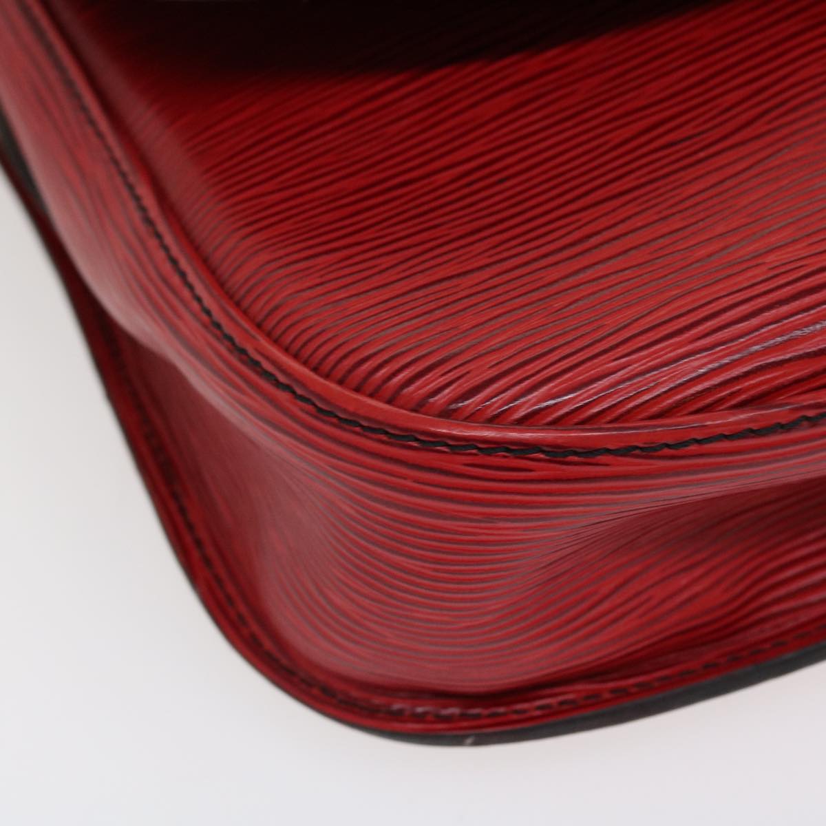 LOUIS VUITTON Epi Saint Cloud GM Shoulder Bag Red M52197 LV 38231