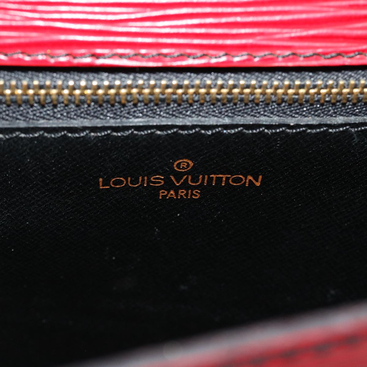 LOUIS VUITTON Epi Saint Cloud GM Shoulder Bag Red M52197 LV 38231