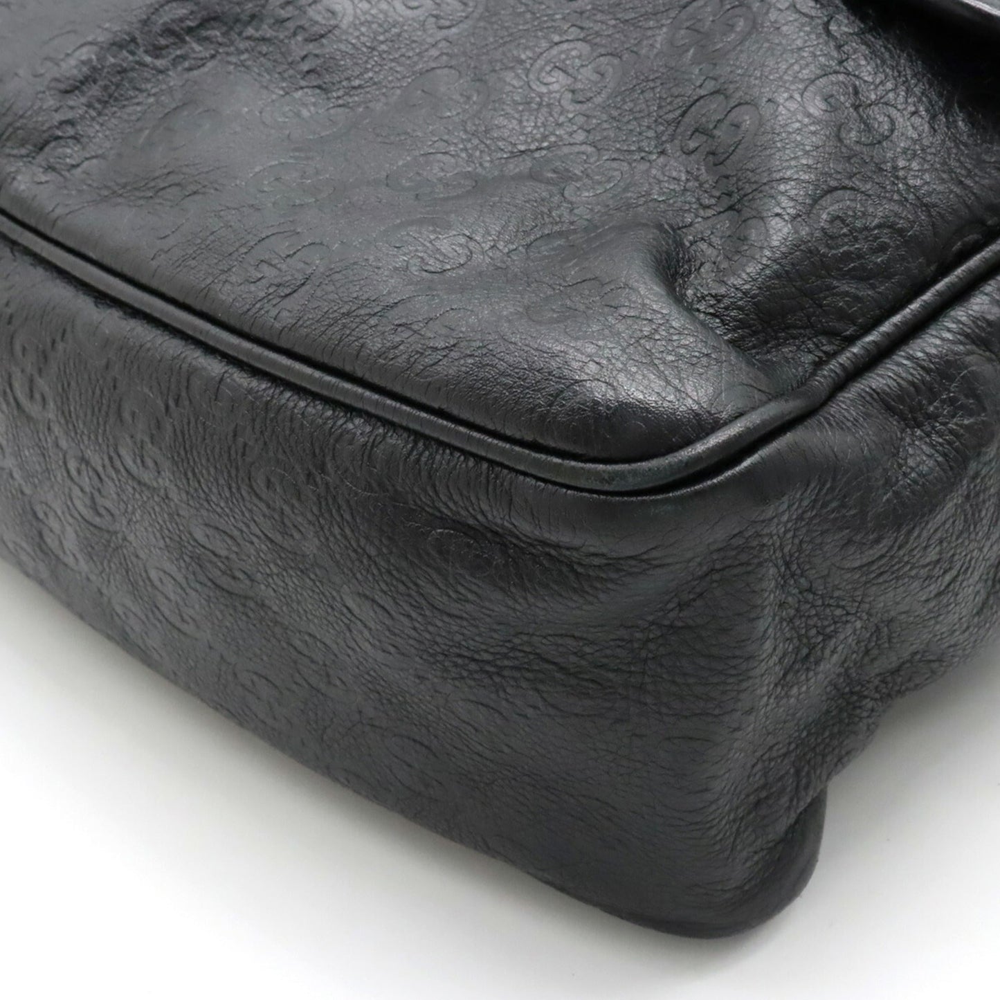 Luxury Gucci Trending 2025 Luxury Gucci Trending 2025ssima  Leather Shoulder Bag ()