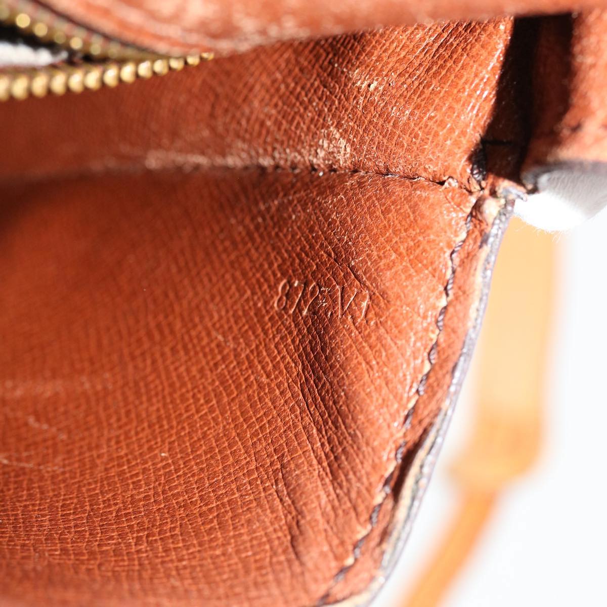 LOUIS VUITTON Monogram Saint Cloud MM Shoulder Bag M51243 LV 38561