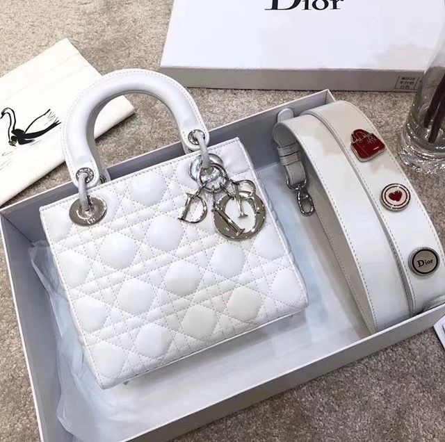 Luxury DiorMedium Lady Luxury DiorBag In White Ultra Matte Calfskin