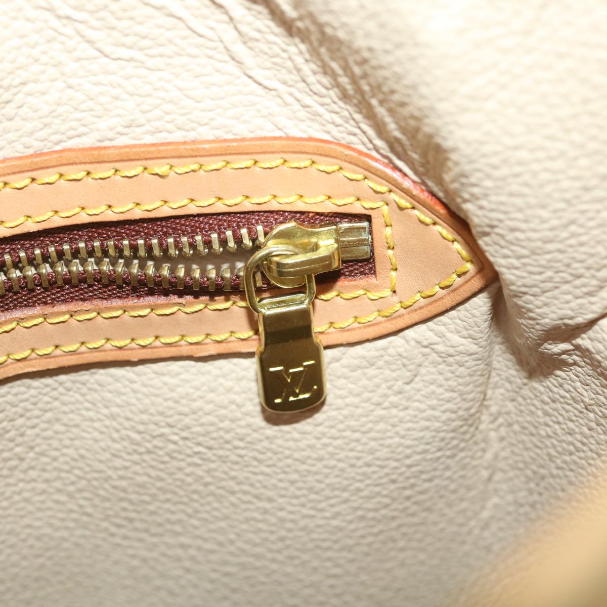 LOUIS VUITTON Monogram Bucket GM Shoulder Bag M42236 LV 38681