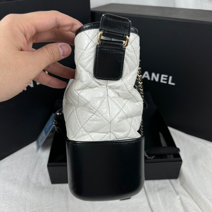 Luxury Chanel Gabrielle Hobo Quilted Aged Calfskin Small