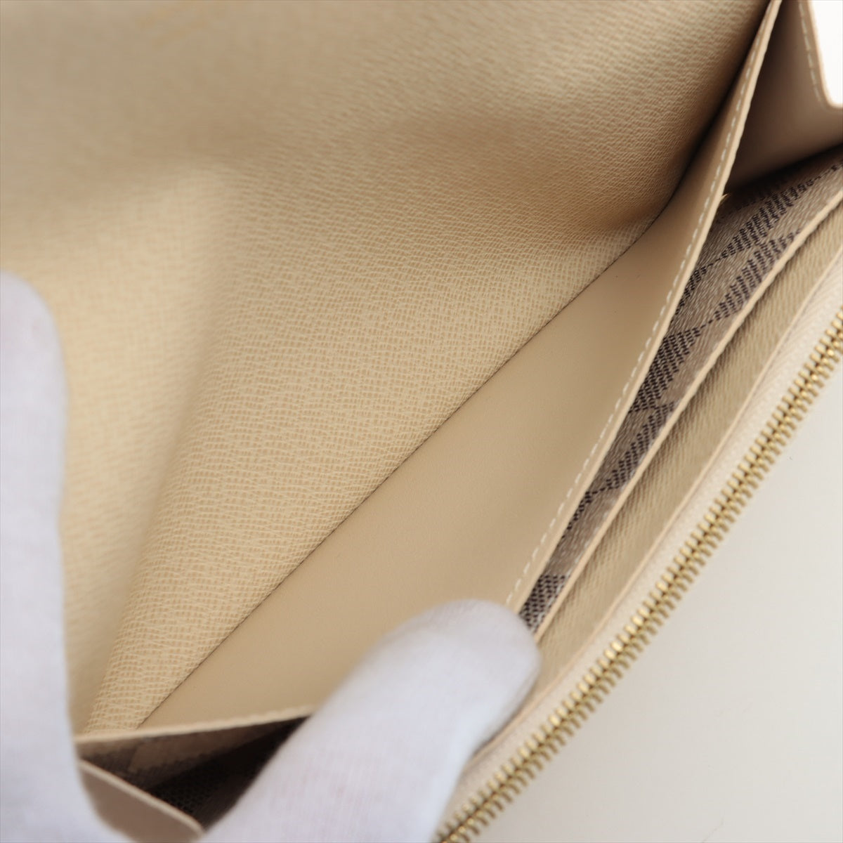 Louis Vuitton Damié Azur Portfolio Emily N63546 White