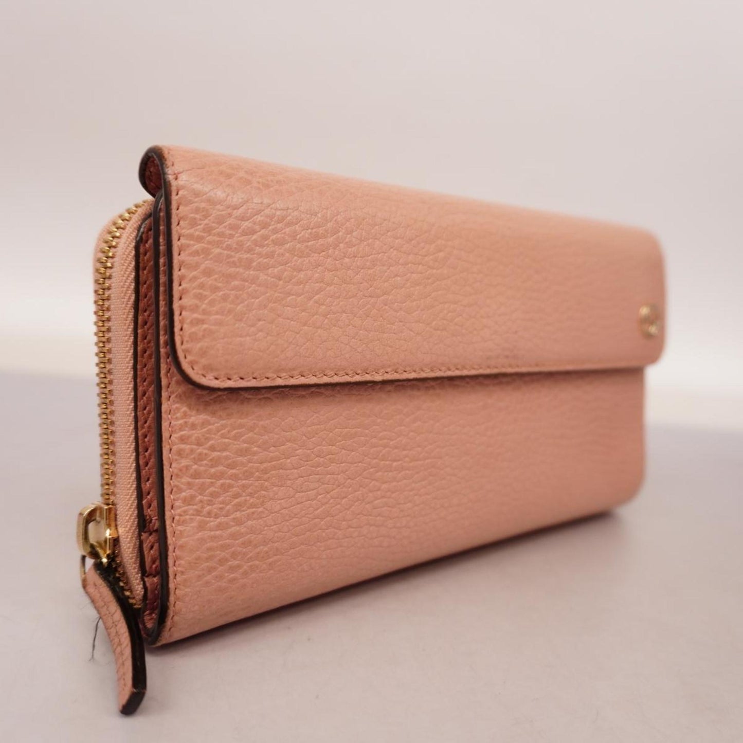 Gucci  Leather Wallet  ()