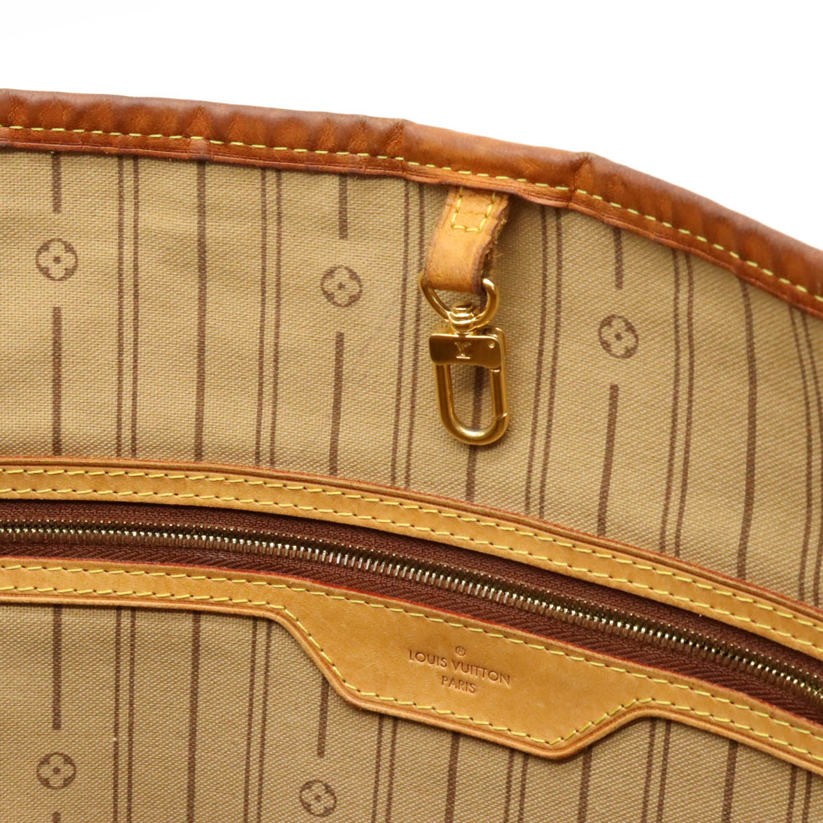 Louis Vuitton Monogram Delight Full PM Shoulder Bag Semi Shoulder One Shoulder Shoulder M40352