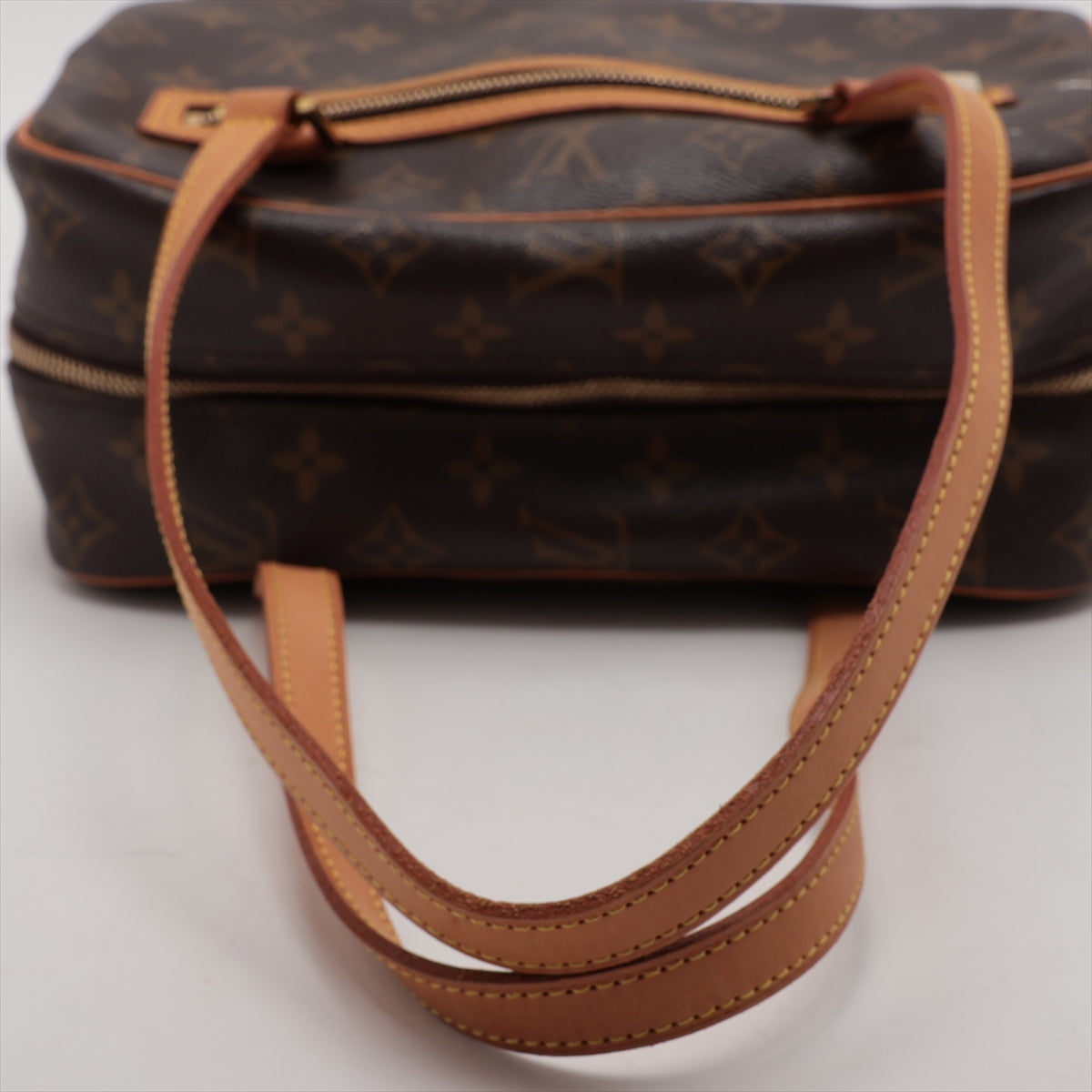 Louis Vuitton Monogram City MM M51182