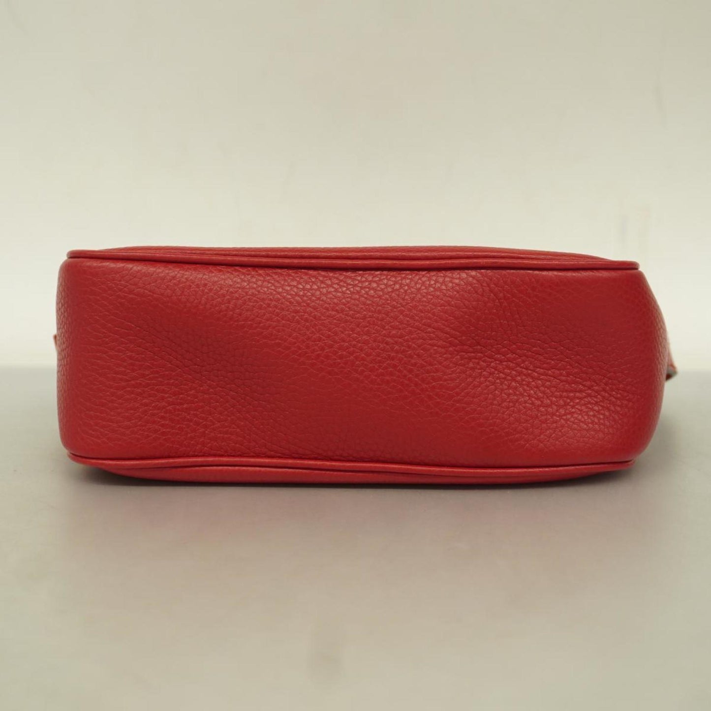 Luxury Gucci Trending 2025 Soho  Leather Shoulder Bag ()